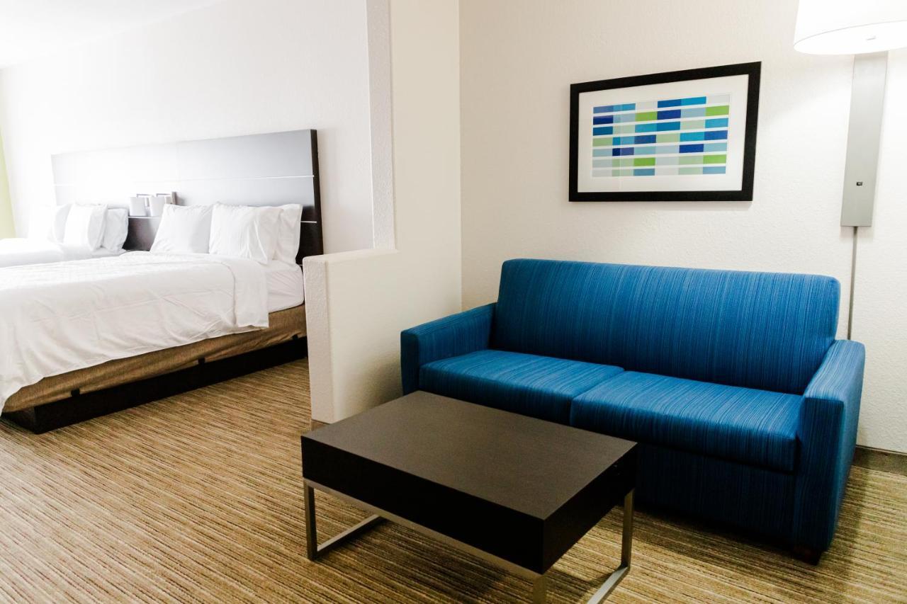 Holiday Inn Express Hotel & Suites Greenville By Ihg Exterior photo