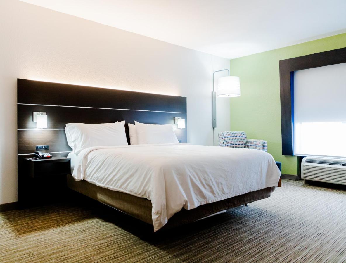 Holiday Inn Express Hotel & Suites Greenville By Ihg Exterior photo
