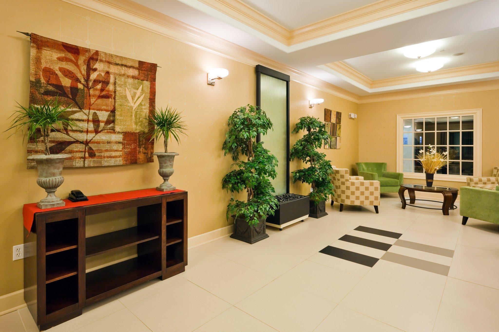 Holiday Inn Express Hotel & Suites Greenville By Ihg Exterior photo