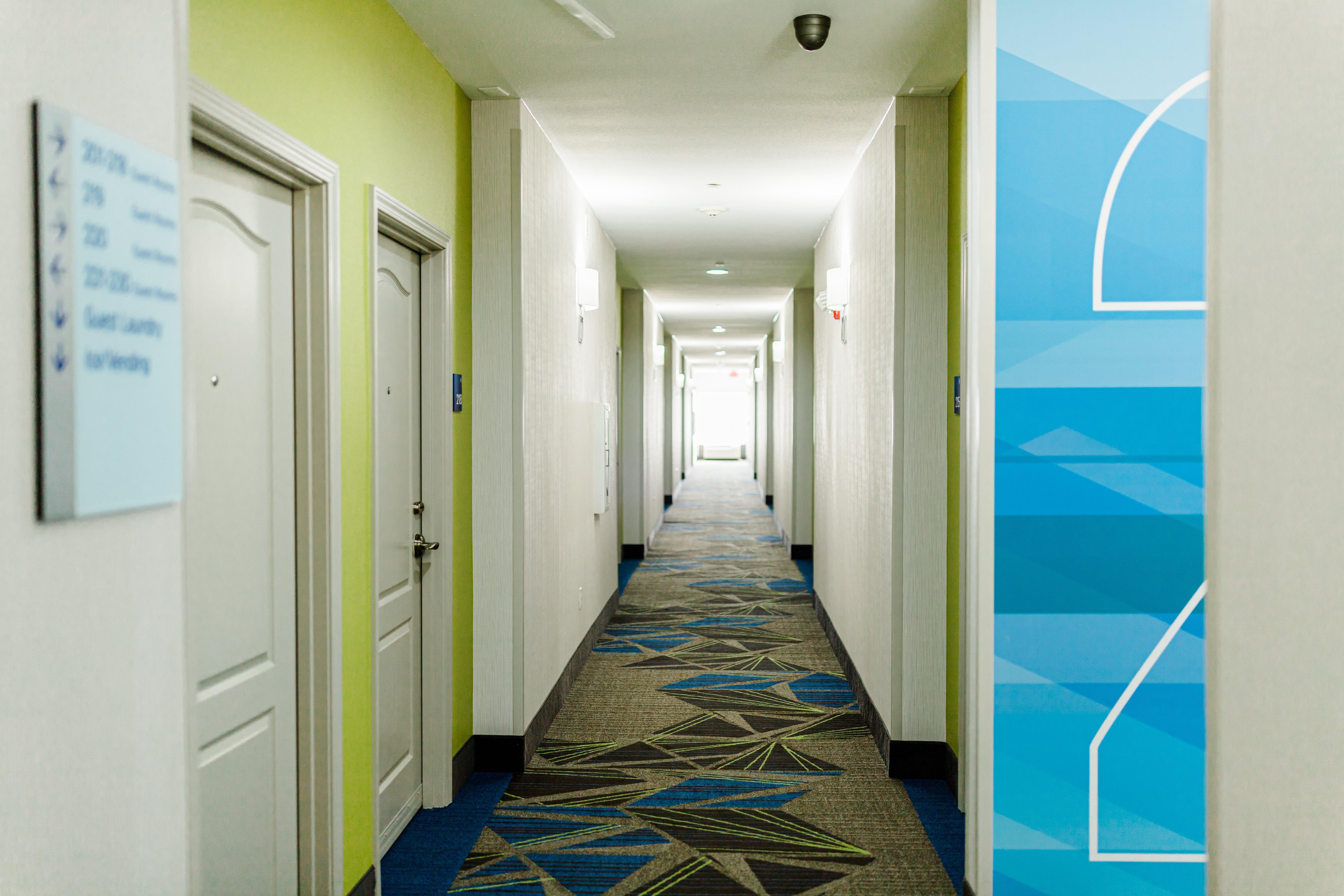 Holiday Inn Express Hotel & Suites Greenville By Ihg Exterior photo